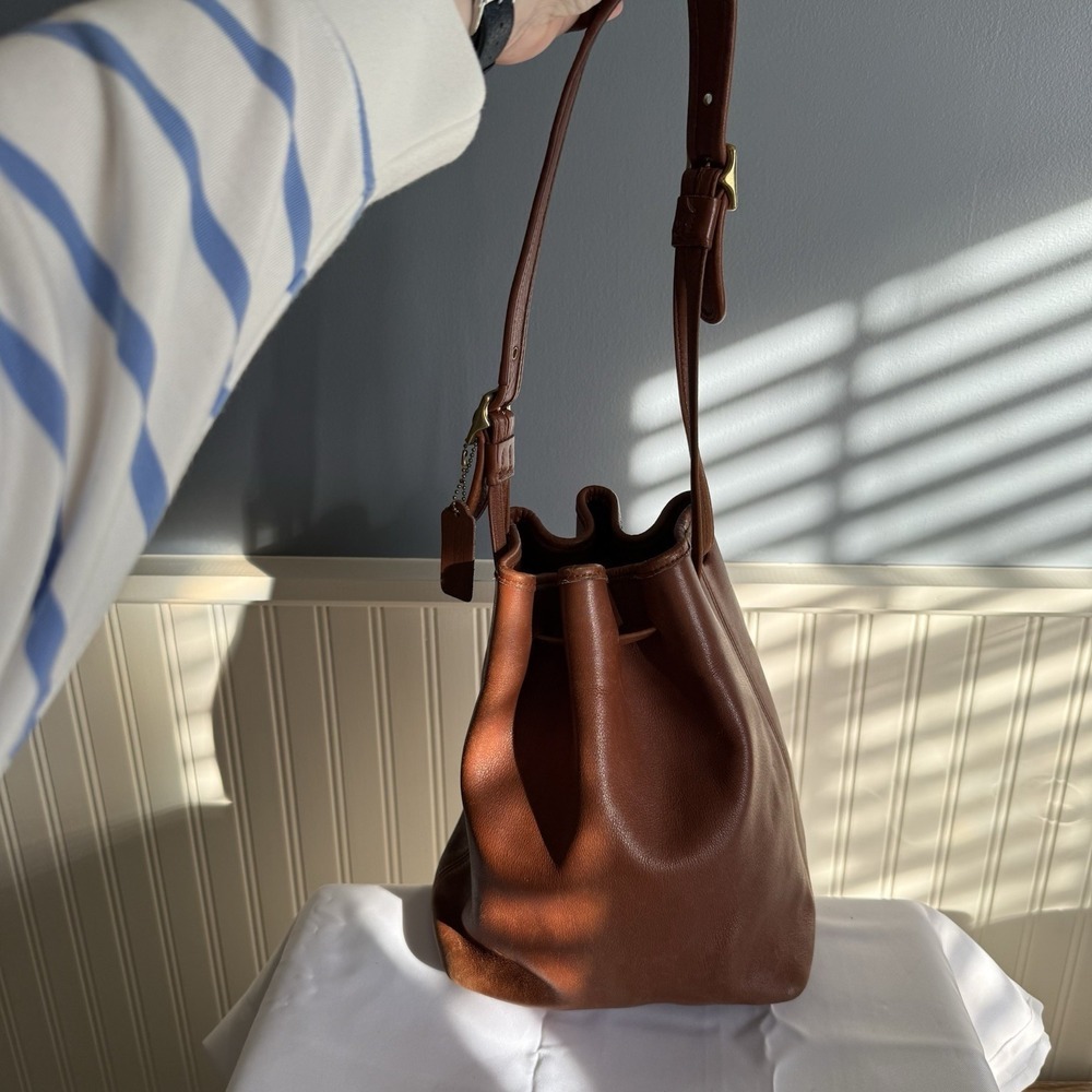 Coach Vintage 9165 Legacy Brown Leather Drawstring Bucket Shoulder Bag Purse